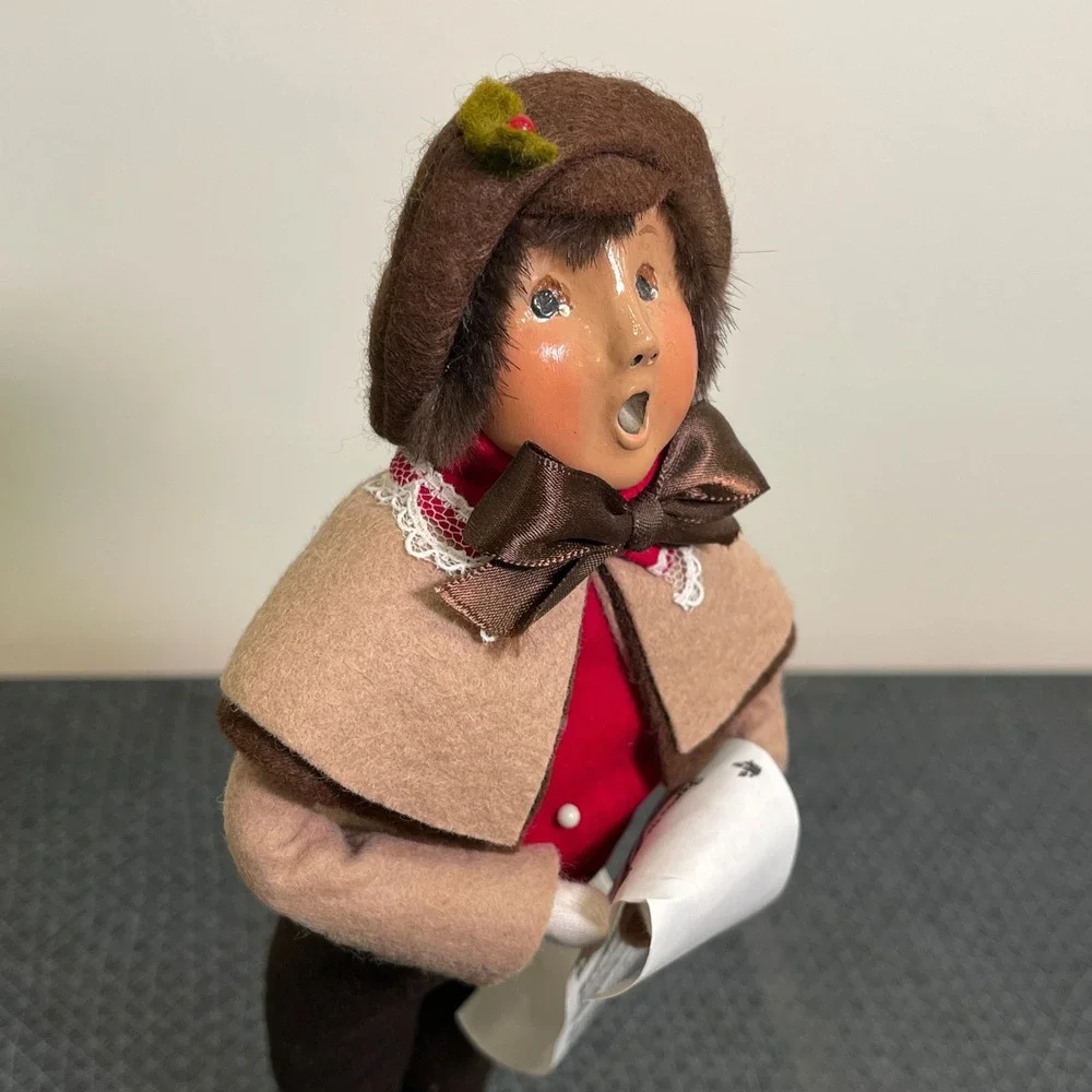 Vtg Byers Choice Caroler Child Boy Brown Hair, Sheet Music, Mint New Lace Collar